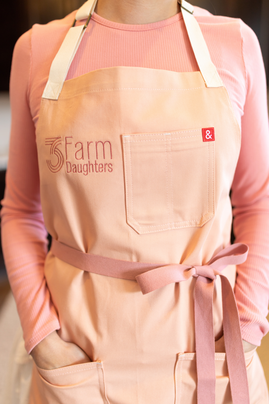 Sturdy, durable cooking apron